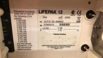 Medtronic Lifepak 12 Biphasic Defibrillator / Monitor with Screen Protector, ECG, Paddle, NIBP and SpO2 Leads, 1 x Battery and CO2 Option *Mfd 2009* (Powers Up) *37620275* - 6