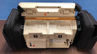 Medtronic Lifepak 12 Biphasic Defibrillator / Monitor with Screen Protector, Paddle Lead, 1 x Battery and CO2 Option *Mfd 2009* (Powers Up) *37628581* - 5