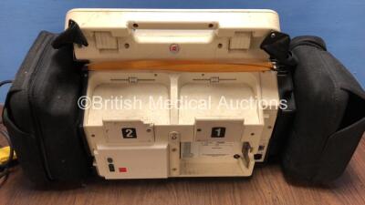 Medtronic Lifepak 12 Biphasic Defibrillator / Monitor with Screen Protector, Paddle Lead, 1 x Battery and CO2 Option *Mfd 2009* (Powers Up) *37620282* - 3