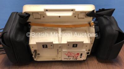 Medtronic /Physio Control Lifepak 12 Biphasic Defibrillator / Monitor with Screen Protector, Paddle Lead, 1 x Battery and CO2 Option *Mfd 2009* (Powers Up) *37797942* - 3