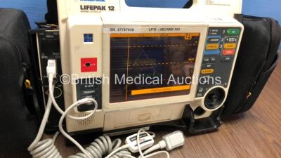 Medtronic Lifepak 12 Biphasic Defibrillator / Monitor with Screen Protector, SpO2, NIBP Leads and CO2 Option *Mfd 2009* (Powers Up with Stock Battery - Not Included) *37797938* - 2