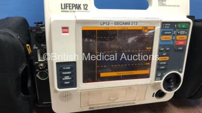 Medtronic Lifepak 12 Biphasic Defibrillator / Monitor with Screen Protector *Mfd 2009* (Powers Up with Stock Battery - Not Included) *37808478* - 2