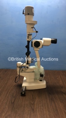 CSO SL990-Type 5X Slit Lamp with 2 x Eyepieces (Unable to Power Test Due to No Power Supply) *S/N 07070285* - 5