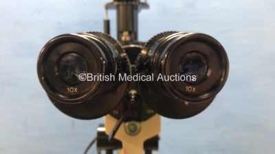 TopCon SL-3E Slit Lamp with 2 x Eyepieces (Unable to Power Test Due to No Power Supply) *S/N 633851* - 2