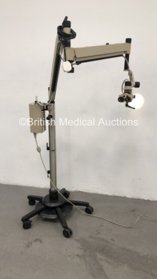 Global Microscope on Stand with 2 x Eyepieces and Halogen Two System Light Source (Powers Up with Good Bulb) *S/N FS0103325*