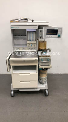 Datex-Ohmeda Aestiva/5 Anaesthesia Machine with Datex-Ohmeda Aestiva 7900 SmartVent Software Version 4.8 PSVPro, Bellows, Absorber and Hoses (Powers Up)