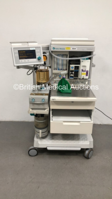 Datex-Ohmeda Aestiva/5 Anaesthesia Machine with Datex-Ohmeda Aestiva 7900 SmartVent Software Version 4.8 PSVPro, Datex-Ohmeda Tec 6 Plus Desflurane Vaporizer, Datex-Ohmeda Tec 7 Isoflurane Vaporizer, Bellows. Absorber and Hoses (Powers Up) *AMRM01380*