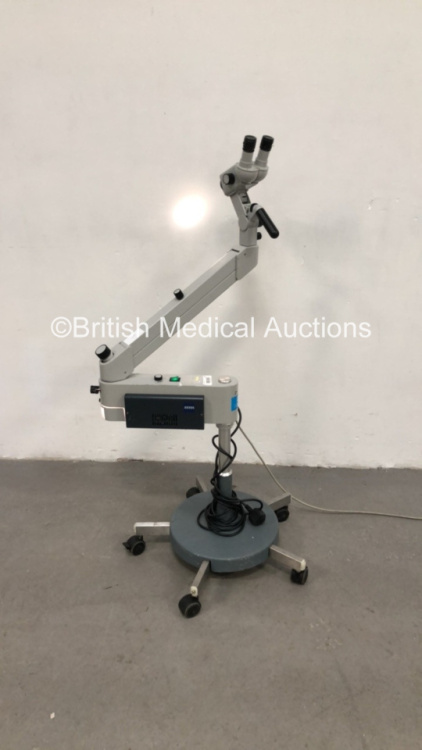 Carl Zeiss 150-FC Colposcope on Stand with 2 x 12,5x Eyepieces and f250 Lens (Powers Up with Good Bulb) *S/N FS0182547*