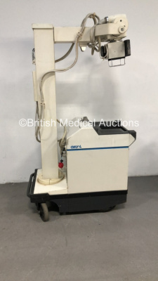 GE AMX 4 - IEC Mobile X-Ray Model No 2115090-2 *S/N 491791WK0* **Mfd 12/1995** (Powers Up with Key - Key Included)