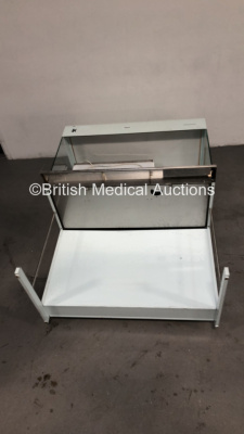 K Systems Bio Safety Cabinet L224 (Powers Up) *S/N FS0125267*