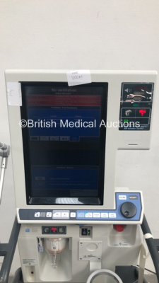 Nellcor Puritan Bennett 840 Ventilator System Software Version 4-070000-85-AN Running Hours 27747 with Fisher & Paykel MR850AEK Respiratory Humidifier on Nellcor Mobile Stand (Powers Up) * SN 07 170 90805 * - 2