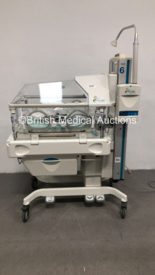 Ohmeda Giraffe OmniBed Infant Incubator with Mattress and Giraffe Spot PT Lite (No Power) *S/N HDGN50207*