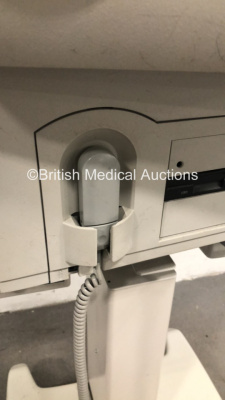 Zeiss Humphrey Field Analyzer Model 720i on Hydraulic Table with Control Hand Trigger (Hard Drive Removed) * SN 720i-6888 * * Mfd 2005 * - 3