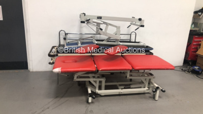 1 x Huntleigh Nesbit Evans Hydraulic Patient Trolley with Mattress,1 x Plinth Co Hydraulic Patient Examination Couch and 1 x Huntleigh Akron Hydraulic 3-Way Patient Examination Couch (Hydraulics Tested Working-1 x Small Rips to Cushions)