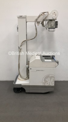 GE AMX 4 Plus Mobile X-Ray Model 2275938 with Control Hand Trigger (Powers Up with Key-Key Included) * SN 992682WK5 * * Mfd Sept 2004 *