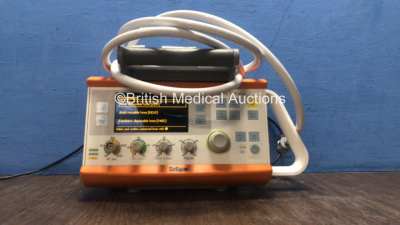 Drager Oxylog 3000 Plus Ventilator Software Version 1.07 with Hose (Powers Up when Tested with Stock Power Supply-Power Supply Not Included) *Mfd 2010 S/N ASBL-0028*
