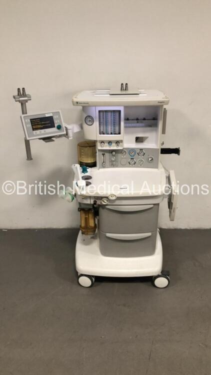 Datex-Ohmeda Aespire Anaesthesia Machine with Datex-Ohmeda Aespire 7900 SmartVent Software Version 4.8 PSVPro,Absorber,Bellows,Oxygen Mixer and Bellows (Powers Up) * SN ANCN01045 *