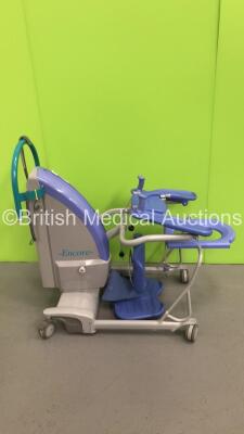 Arjo Encore Electric Patient Hoist with Controller (Powers Up and Tested Working) * SN GB 1703 917350 007 *