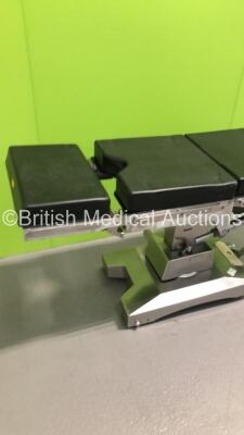 Eschmann MR Hydraulic Operating Table with Cushions (Hydraulic Tested Working) *Complete* * Asset No FS 0123133* - 2