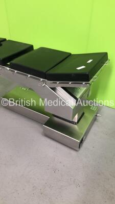 Schaerer Axis 500 Electric Operating Table with Cushions (No Power) * SN 3891 * * Mfd 2011 * - 2