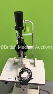 Topcon SL-3C Slit Lamp with 2 x 16 x Eyepieces,1 x 10x Eyepiece on Motorized Table (Powers Up with Good Bulb) - 2