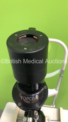 Topcon SL-3C Slit Lamp with 2 x 16 x Eyepieces,1 x 10x Eyepiece on Motorized Table (Powers Up with Good Bulb) - 4