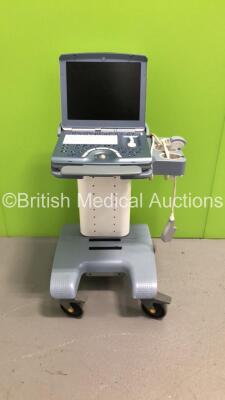 GE Voluson i Portable Ultrasound Scanner *S/N B05044* **Mfd 03/2014** with 1 x Transducer / Probe (4C-RS Ref 5125386 *Mfd 02/2014*) on GE Cart (HDD REMOVED)