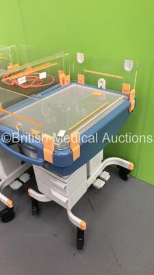 3 x Drager Babytherm 8000 Infant Incubators (All Power Up,1 x Broken Plastic Surround) * SN ARSE-0002 / ARRB-0015 / ARSM-0010 * - 5