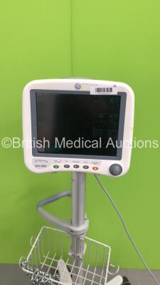 GE Dash 4000 Patient Monitor on Stand with BP,SpO2,Temp/CO,NBP and ECG Options (Powers Up) * Mfd 2009 * - 2