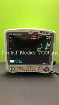 GE Dash 5000 Patient Monitor with BP1/3, BP2/4, SPO2, Temp/Co, NBP and ECG Options (Powers Up)