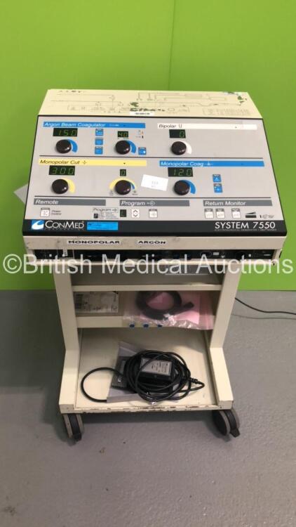 ConMed System 7550 Electrosurgical Generator + ABC Modes with ConMed Footswitch (Powers Up) * SN 07LGV024 *