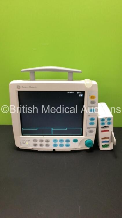 Datex-Ohmeda S/5 FM Patient Monitor with 1 x E-PSMP-00 Module Including NIBP,P1 P2,T1 T2, SP02 and ECG Options (Powers Up-Slight Scratch to Screen/ Slight Damage to Casing) *SN 6606973* *Mfd 2010*