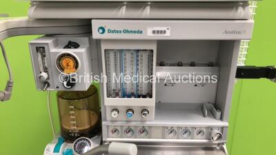 Datex-Ohmeda Aestiva/5 Anaesthesia Machine with Datex-Ohmeda Aestiva 7900 SmartVent Software Version 4.8 PSVPro,Absorber,Bellows,Hoses and Oxygen Mixer (Powers Up) - 3