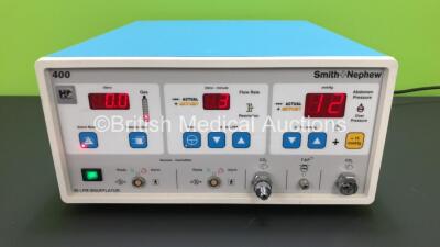 Smith & Nephew 400 40 LPM Insufflator Ref.7209931 *Mfd 2010-06* (Powers Up)