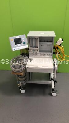 Datex-Ohmeda Aestiva/5 Anaesthesia Machine with Datex-Ohmeda 7100 Ventilator Software Version 1.3,Bellows,Absorber,Oxygen Mixer and Hoses (Powers Up)