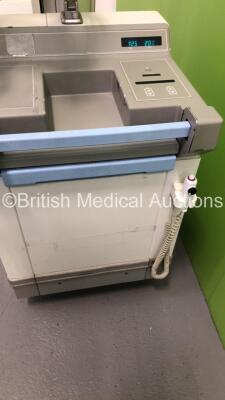 GE AMX 4 Plus Mobile X-Ray Unit Model No 2275938 (Powers Up with Donor Key - Key Not Included) *S/N 1015824WK4* **Mfd 03/2008* *General Marks and Scuffs to Trims* - 5