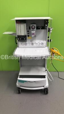 InterMed Penlon Prima SP Anaesthesia Machine with InterMed Penlon Sigma Delta Isoflurane Vaporizer and Hoses (Powers Up) * SN SP0302 36 *