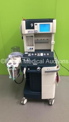 Spacelabs Healthcare 900 Series Focus Anaesthesia Machine Ventilator Model 990F Front Panel Software V700900 10.07 Control Board Software V700900 9.62 with Oxygen Mixer,Bellows,Absorber and Hoses (Powers Up) * SN FOCU-880016 * * Mfd 2013 *