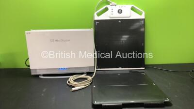 GE 5394348 Detector Bin with 1 x GE Detector Plate 1 x X Ray Grid, 1 x Plate Charger *Mfd 01-2014 (Powers Up)