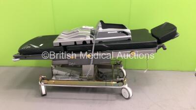Anetic Aid QA4 Day Surgery System with Cushions (Powers Up - Missing Trims - Only Up/Down Function Working) *S/N 54720060630*
