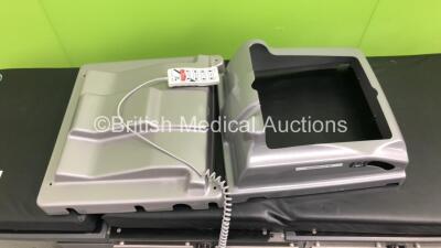Anetic Aid QA4 Day Surgery System with Cushions (Powers Up - Missing Trims - Only Up/Down Function Working) *S/N 54720060630* - 3