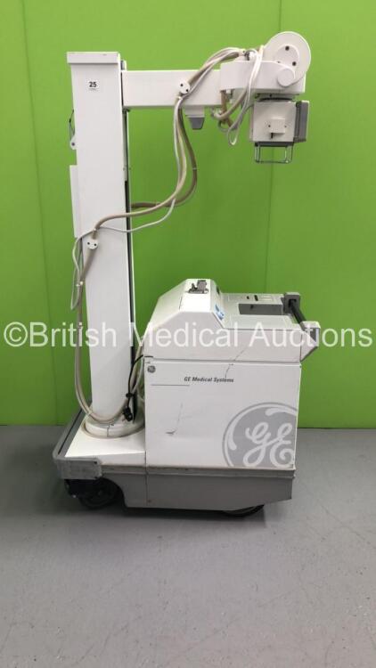 GE AMX 4 Plus Mobile X-Ray System Model No 2275938 (Powers Up with Key - Key Included) *Mfd 01/2004*
