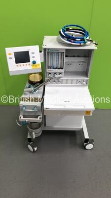 Datex-Ohmeda Aestiva/5 Anaesthesia Machine with Datex-Ohmeda 7100 Ventilator Software Version 1.4 with Bellows, Absorber and Hoses (Powers Up)