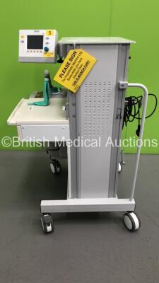 Datex-Ohmeda Aestiva/5 Anaesthesia Machine with Datex-Ohmeda 7100 Ventilator Software Version 1.4 with Bellows, Absorber and Hoses (Powers Up) - 7