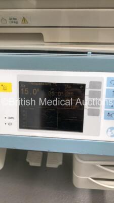 Drager Isolette 8000 Infant Incubator Version 4.00 with Mattress (Powers Up) - 3