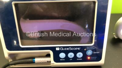Glidescope Portable GVL Monitor with 2 x Handpieces Ref 0570-0185 (Powers Up) - 2
