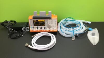 Drager Oxylog 3000 Transport Ventilator Software Version 01.23 with 1 x Breathing Tube, 1 x Hose and 1 x AC/DC Power Supply *Mfd 2005* (Powers Up) *SRWF-0015*