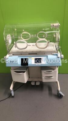 Drager Isolette 8000 Infant Incubator Version 4.00 with Mattress (Powers Up)