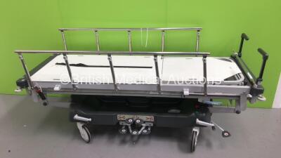 Huntleigh Lifeguard Hydraulic Patient Trolley (Hydraulics Tested Working)