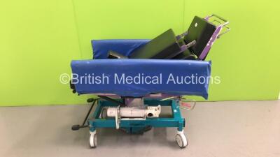 Seward Opmaster Hydraulic Hydraulic Minor Ops Table with Cushions (Hydraulics Tested Working)